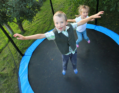 trampoline_enfants_podiatre_mirabel_ste-therese.jpg